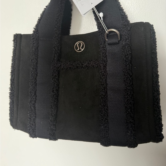 NWT Lululemon tote bag - Picture 7 of 8